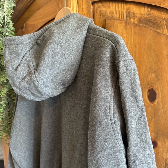 Lacoste Sport Sweatshirt - Picture 6 of 6